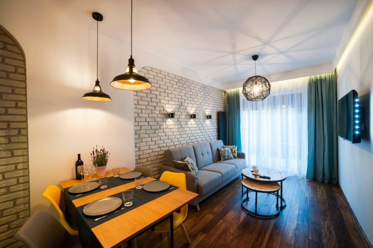 Urban Apart Uniejow Apartment Exterior photo