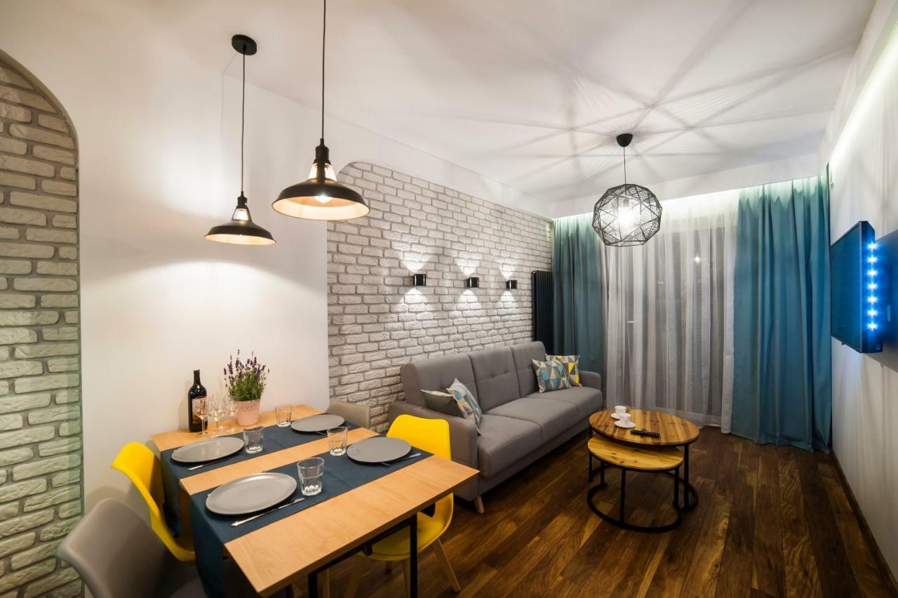 Urban Apart Uniejow Apartment Exterior photo